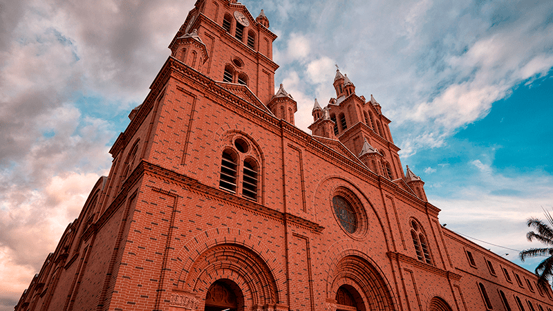 La Basílica de Nuestro Señor de los Milagros.